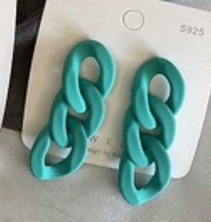 ReybyRupali Zig Zag Chain Earrings