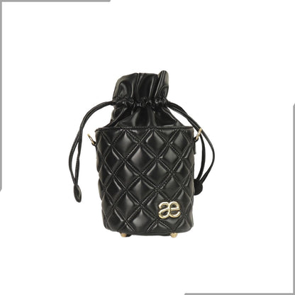 Aegte Quilted Glam Black Drawstring Potli Bag (7923297747157)